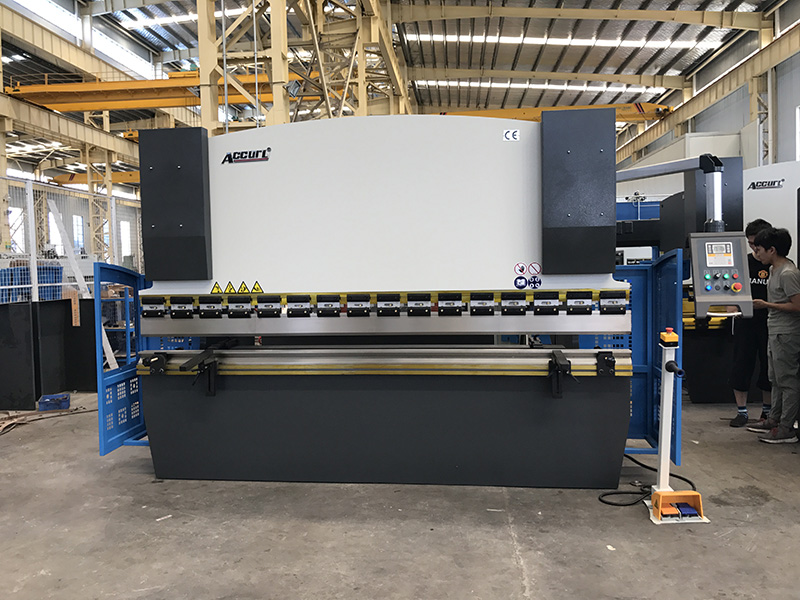 automatic tracking system press brake