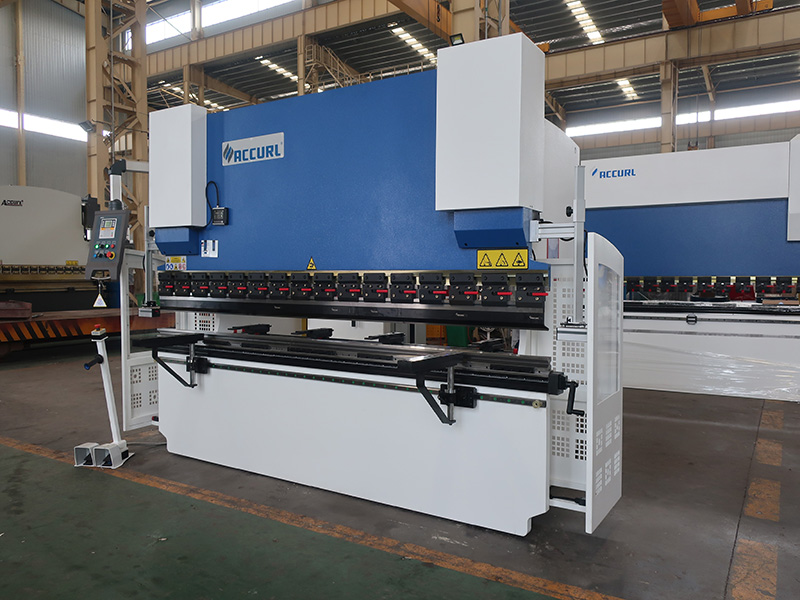 press brake with E21S numerical controller