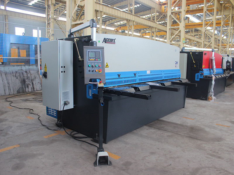 swing shearing machine
