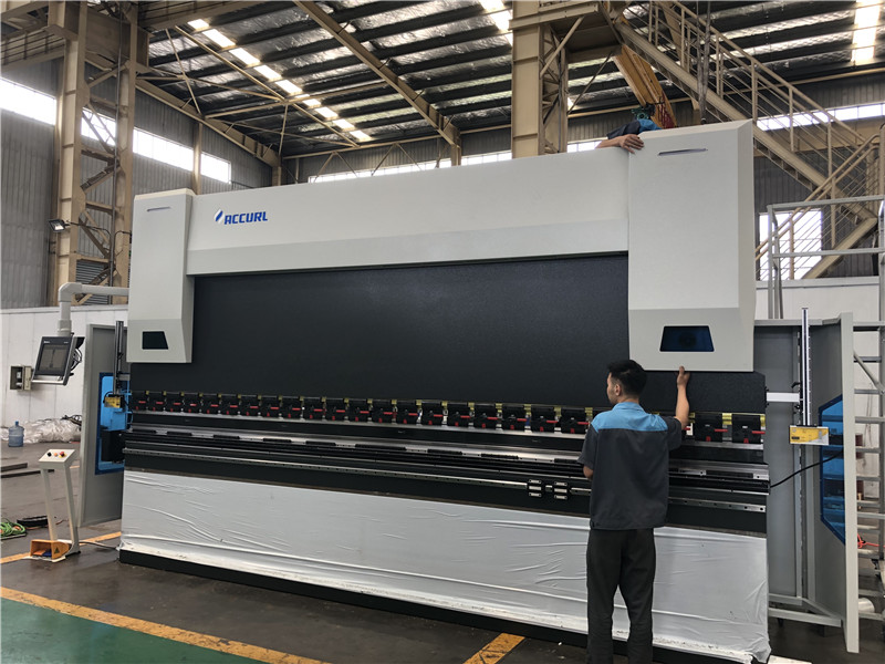 ACCURL cnc press brake DA58T 4axis 6000m