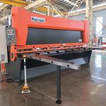 hot sale QC11K CNC hydraulic guillotine shearing machine