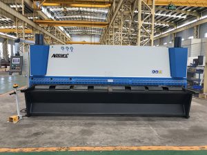 metal hydraulic shearing machine